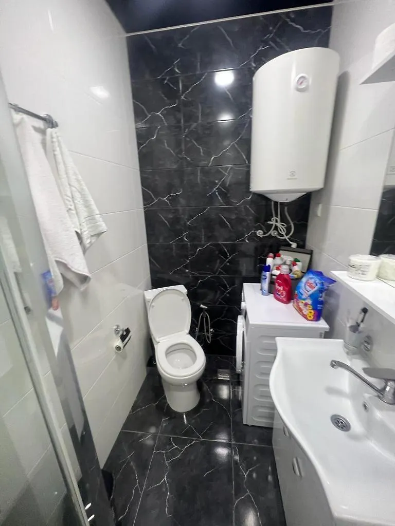 Cozy One Bedroom Apartment In Batumi